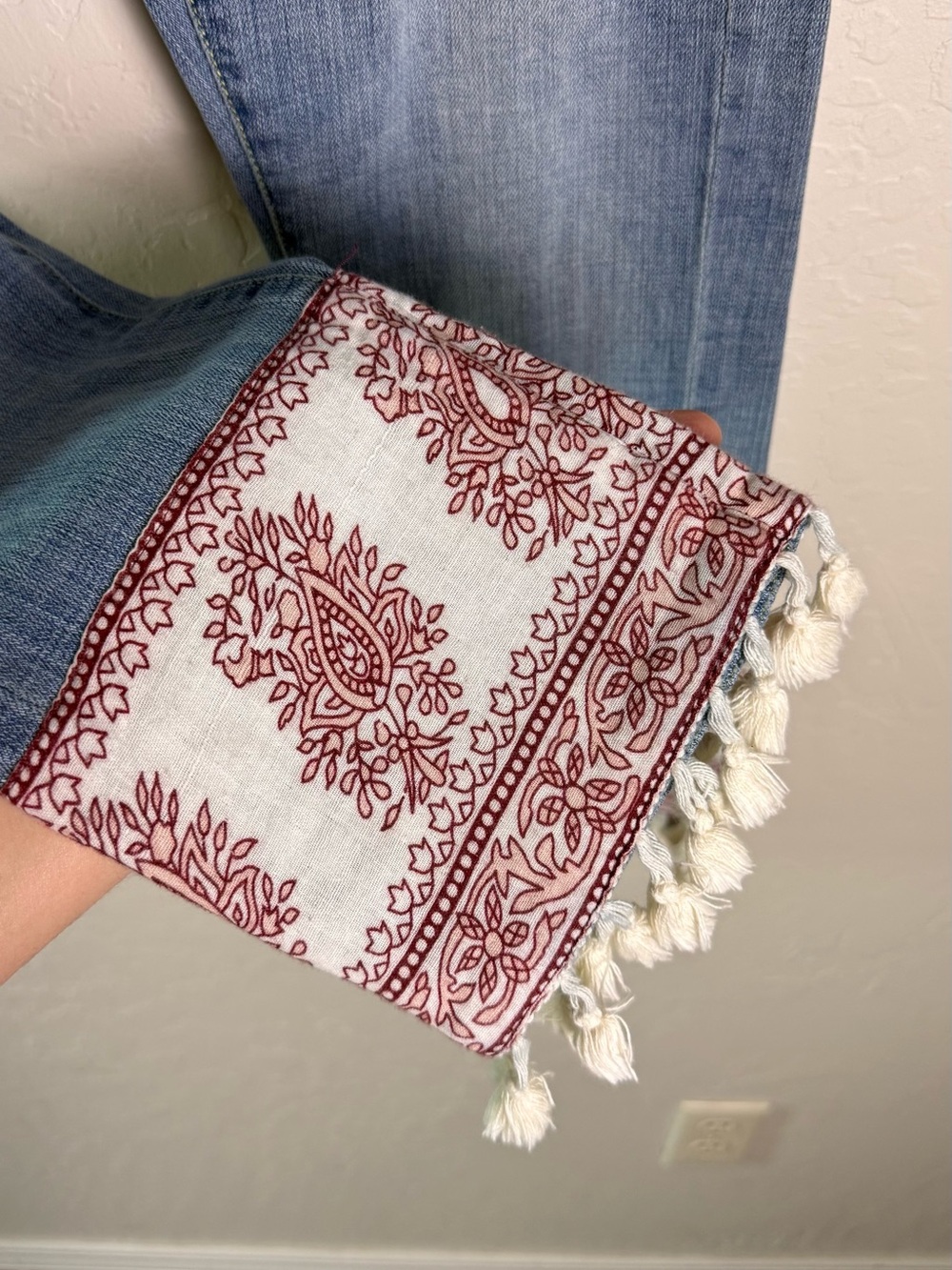 Pilcro & The Letterpress Hyphen Mid-Rise Bandana Tassel Boyfriend Jean 27 - Picture 4 of 16